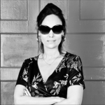 Lina Rosa Gomes Vieira da Silva explica que a educação ambiental nasce em casa, criando conexões afetivas duradouras com a natureza.