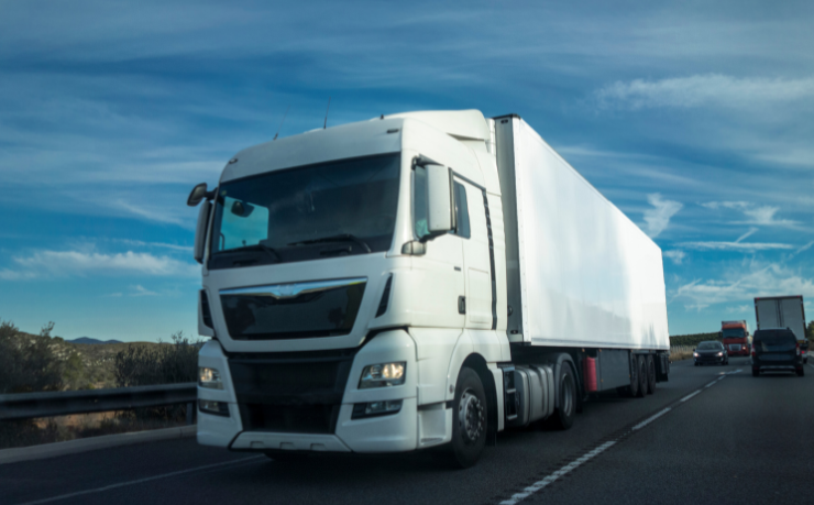 Transporte de cargas sensíveis com máxima segurança e precisão: a expertise da Avantec Transportes em cada entrega.