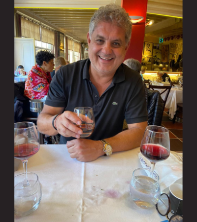 Leonardo Rocha de Almeida Abreu apresenta as marinas mais encantadoras do mundo, onde luxo e natureza se encontram.