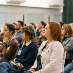 Curitiba Reconhece Protagonismo Feminino e Fortalece Lideranças Comunitárias