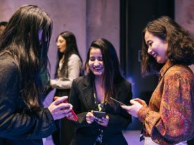 Feira de Inovação do Vale do Pinhão impulsiona tecnologia e negócios no centro de Curitiba