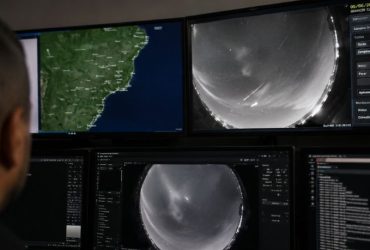 Monitoramento Aeroespacial e a Tecnologia por Trás da Vigilância de Fenômenos no Céu Brasileiro